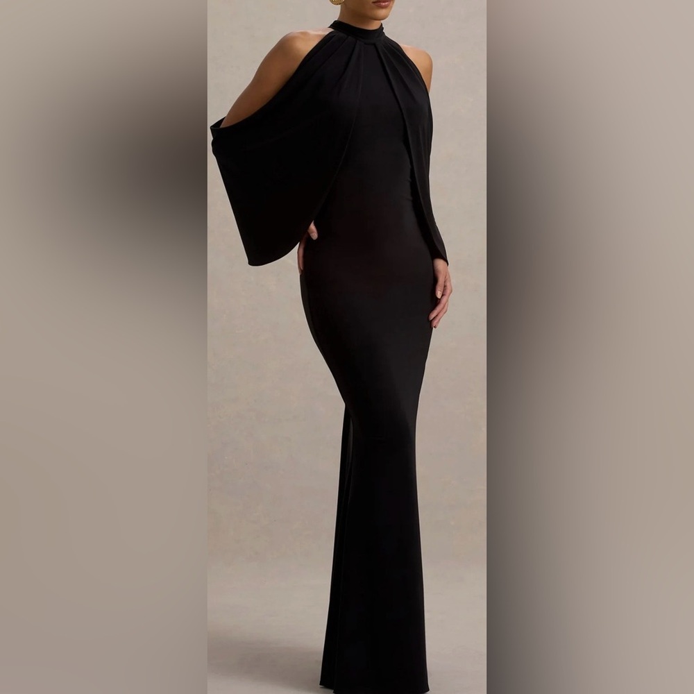 Chic Black Long Sleeve Gown